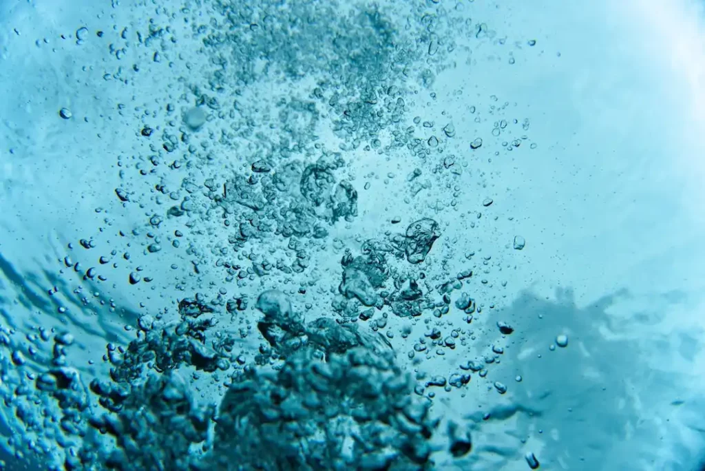 Underwater picture of salt water pools.
